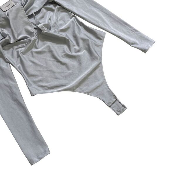 Coperni Twisted Cut Out Jersey Bodysuit in Pearl Grey‎ - Picture 5 of 12